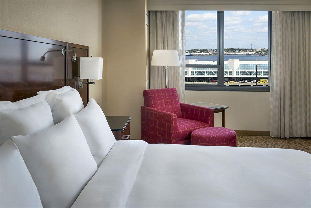 New York Laguardia Airport Marriott Hotel Buitenkant foto