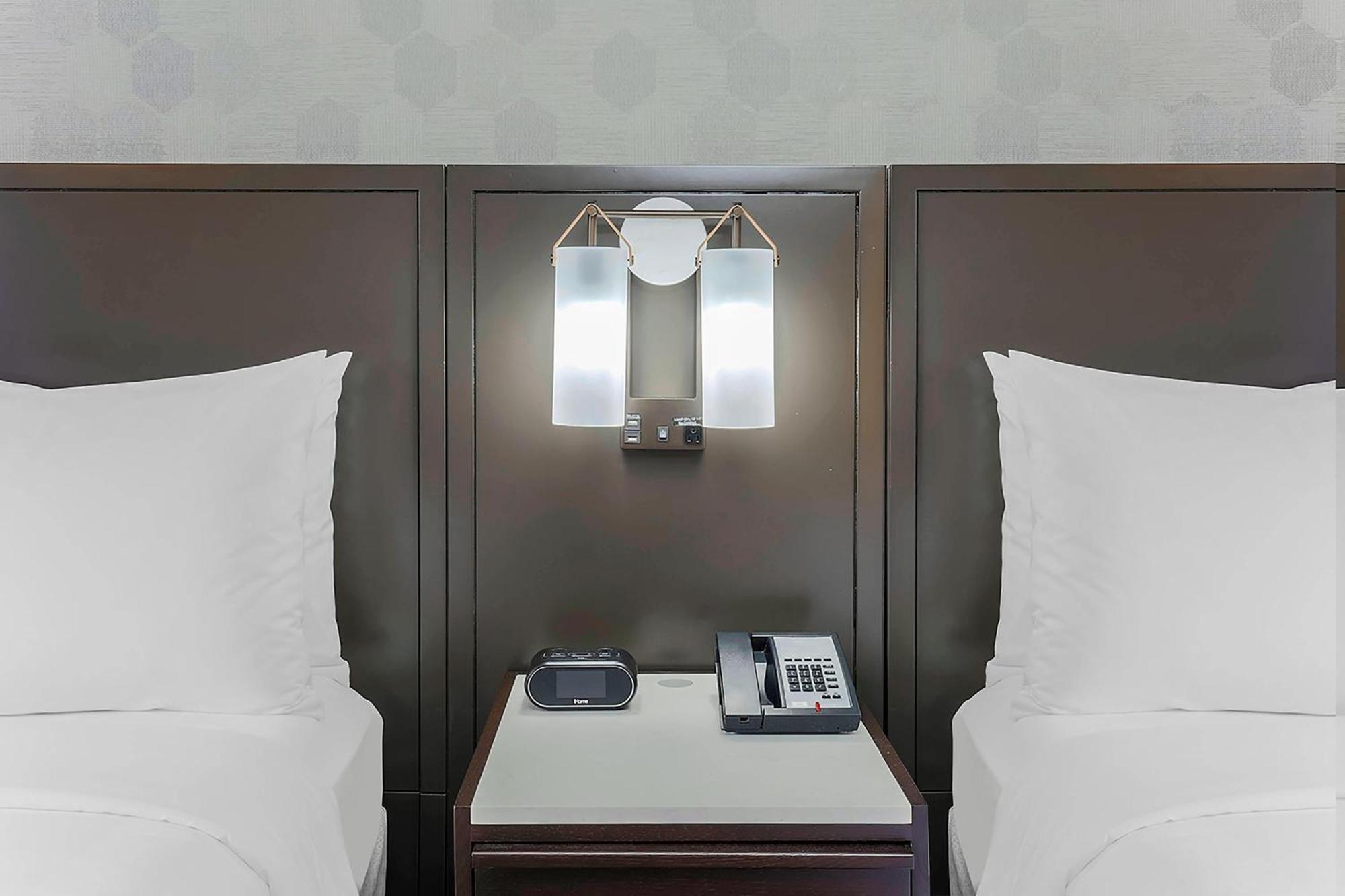 New York Laguardia Airport Marriott Hotel Buitenkant foto