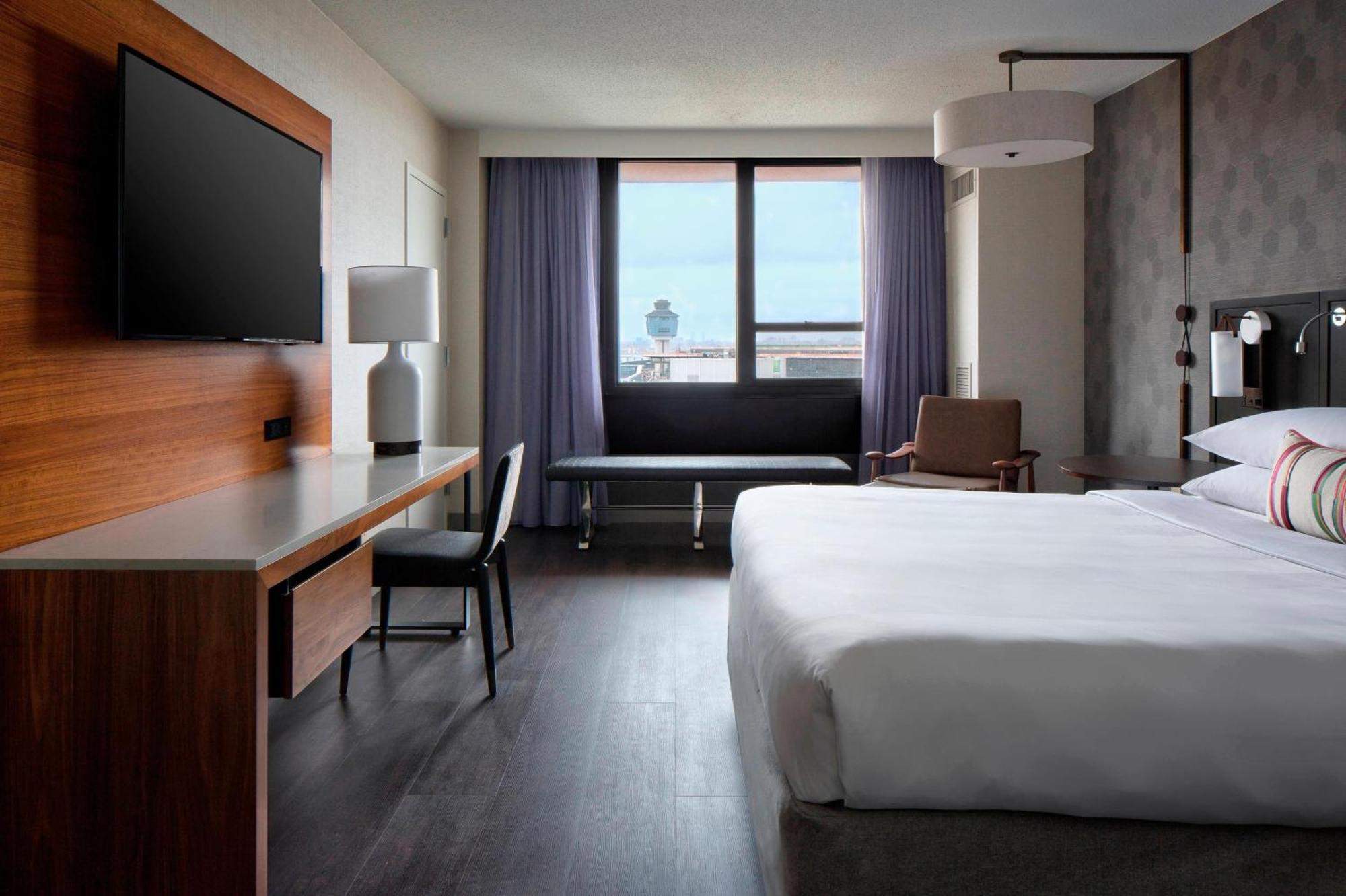 New York Laguardia Airport Marriott Hotel Buitenkant foto