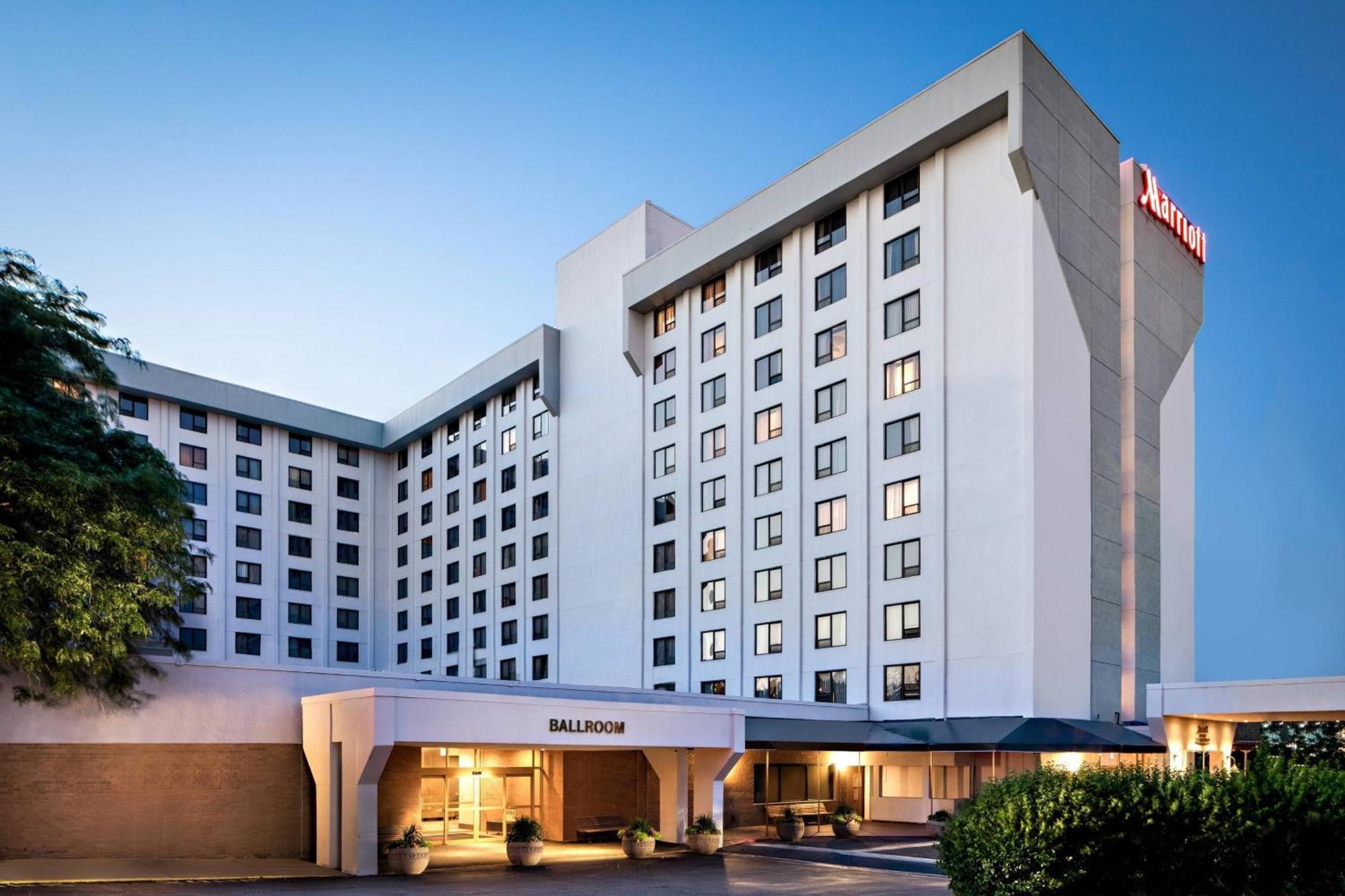 New York Laguardia Airport Marriott Hotel Buitenkant foto