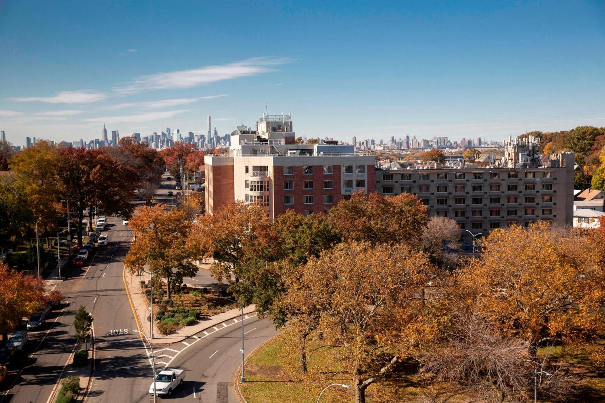 New York Laguardia Airport Marriott Hotel Buitenkant foto